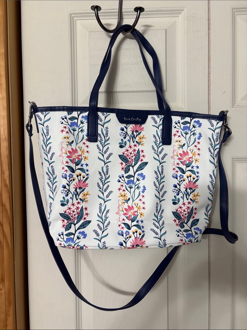 Vera Bradley Navy Trim White Floral Stripe Tote